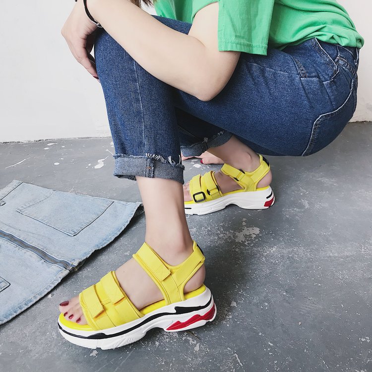 Chaussures été pour femme en Caoutchouc - Ref 3345524 Image 4