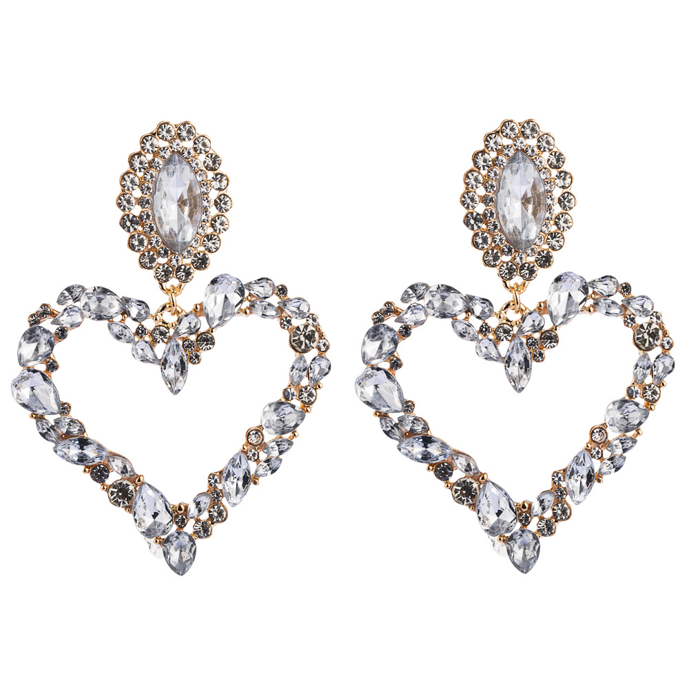 European And American Hot-selling Heart-shaped Alloy Inlaid With Diamonds Retro Temperament Exaggerated Earrings Female Korean Version Of The Super Flash Full Diamond Earrings display picture 20