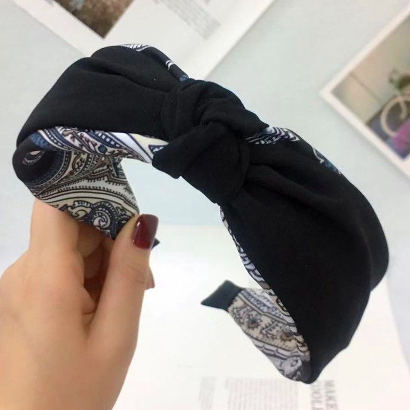 Headband Hit Color Middle Knotted Hairpin Korean Version Wide-brimmed Non-slip Headband Hair Accessory display picture 4