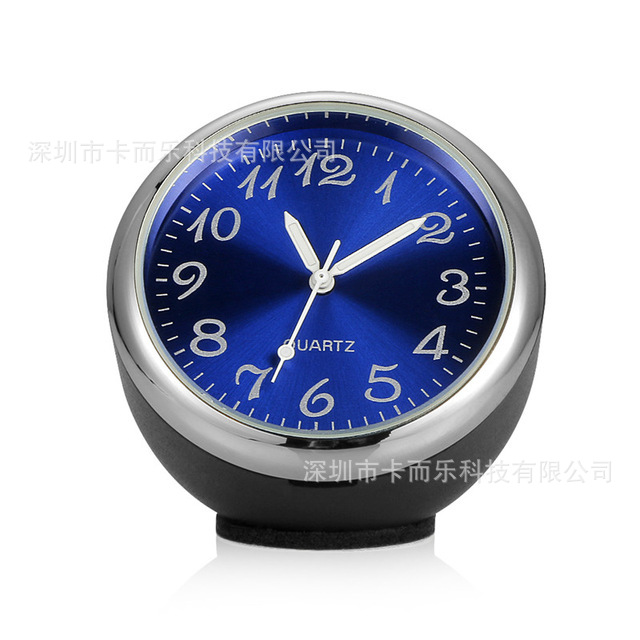 파란색 배경 시계