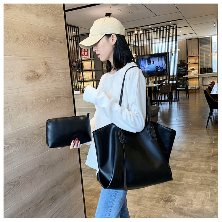 748g Weight Polyester Lining Material Zipper Closure Type Double Shoulder Straps Strap Type Tote Bag Bags Type Casual, Daily, Shopping Occasion Pu Leather Material Solid Color Pattern All Seasons Season Women's Gender Streetwear Style Bucket Shape Women's Pu Leather Solid Color Streetwear Bucket Zipper Tote Bag