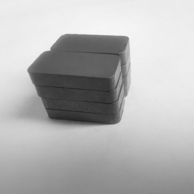 磁性材料方塊磁鐵25*19*5黑色濕壓模壓磁鐵