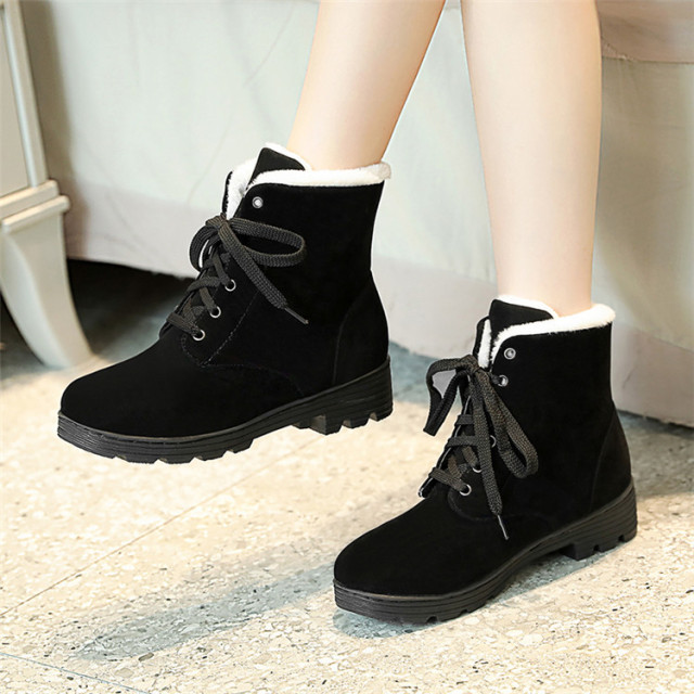 Snow boots women’s new winter short tube lace up short boots women’s fashion Plush warm cotton shoes parent-child 