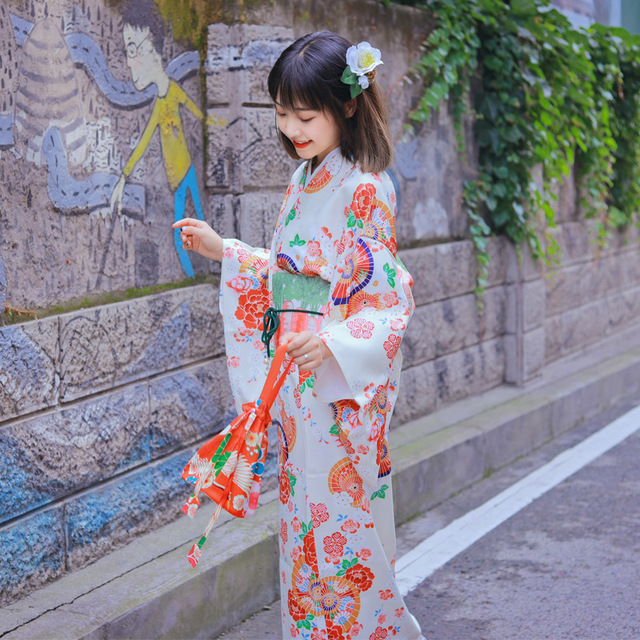 Cute kimono wrinkle free and iron free small grain kimono