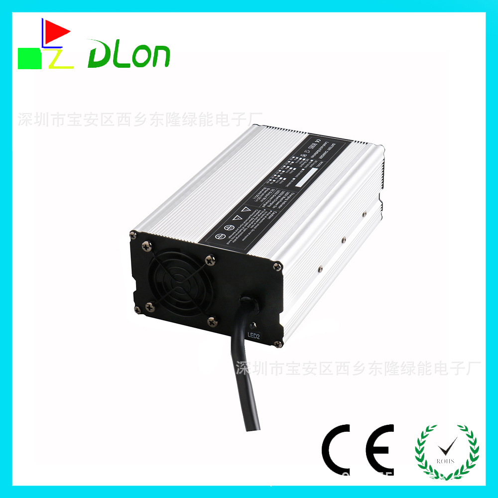 铁锂电池58.4V15智能机器人充电器