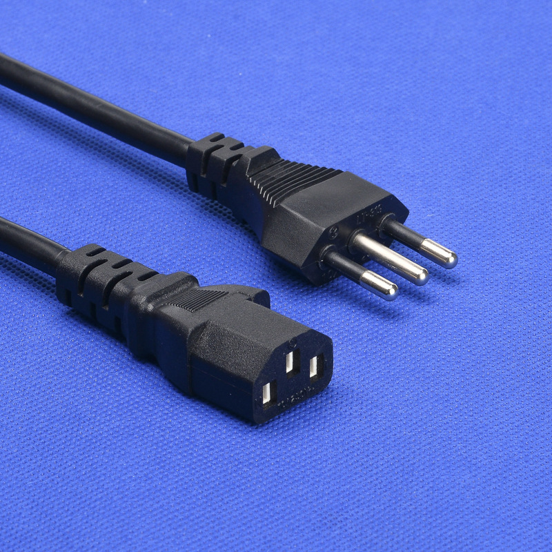 厂家直销批发意大利三芯电源线 意大利规1.5米三插头品字尾电源线