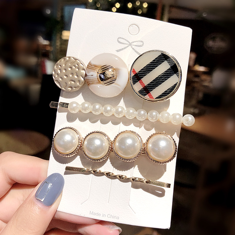 Fashion Wild Geometric Metal Pearl Set Girl Hairpin Bangs Clip Hair Accessories Wholesale Nihaojewelry display picture 8