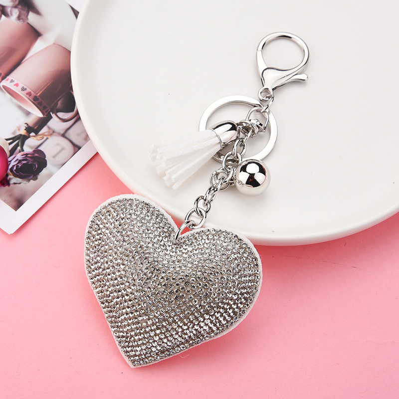 Creative Sequins Heart Pendant Tassel Key Chain Wholesale Nihaojewelry display picture 1