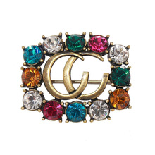 【09】欧美流行双G字母胸针INS高级感水晶彩钻丝巾扣别针开衫胸花