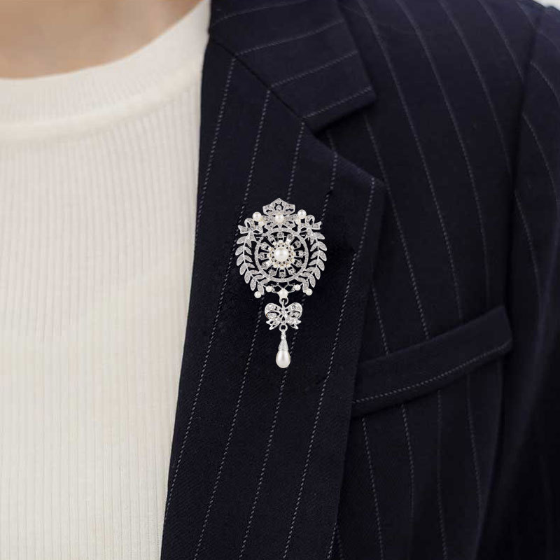 36g Weight Brooches Classification Holiday, Daily Occasion Alloy Material Flower Pattern Women's Gender Plating Design Elegant Style Elegant Pin Flower Alloy Plating Women's Brooches 27