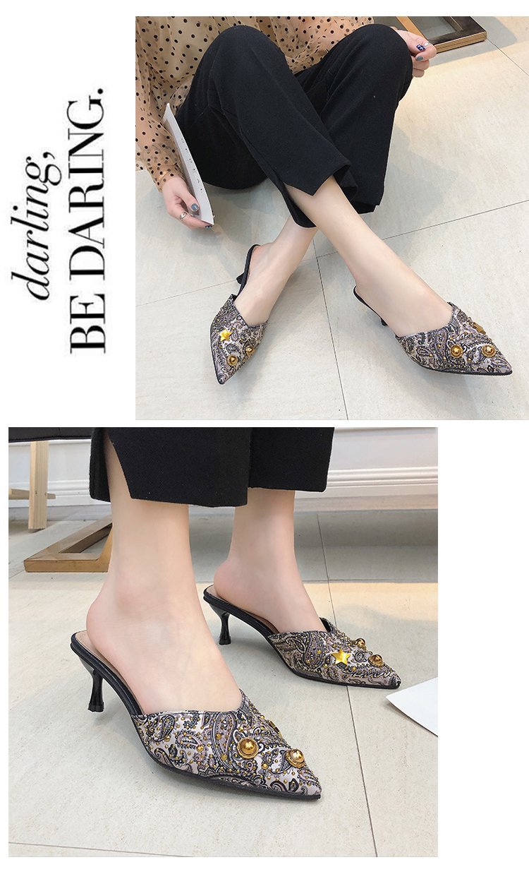 2024 Frühjahr/Sommer, sexy, schmale Absätze, mittlerer Absatz, spitzer Kopf, große Halbanhänger, Pailletten-Sandalen für Damen_voghion.com