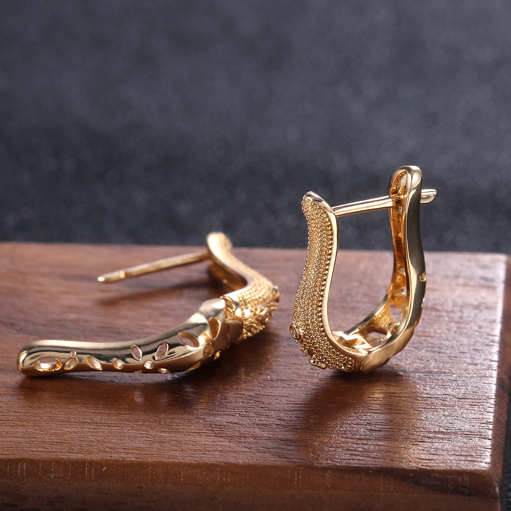 1 Pair Simple Style U Shape Inlay Copper Zircon Earrings display picture 4