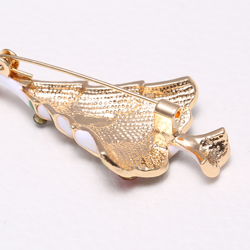 30g Weight Brooches Classification Daily Occasion Alloy Material Christmas Festival Human Pattern Women'S Gender Water Drop Design Fashion Style Fashion Pin Human Alloy Water Drop Women'S Brooches 6