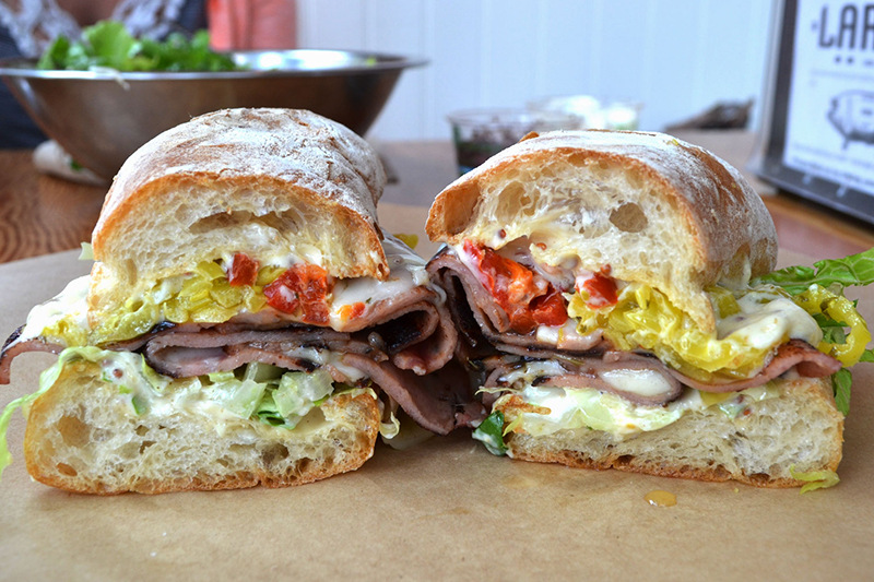 Lardo（猪肥肉）三明治