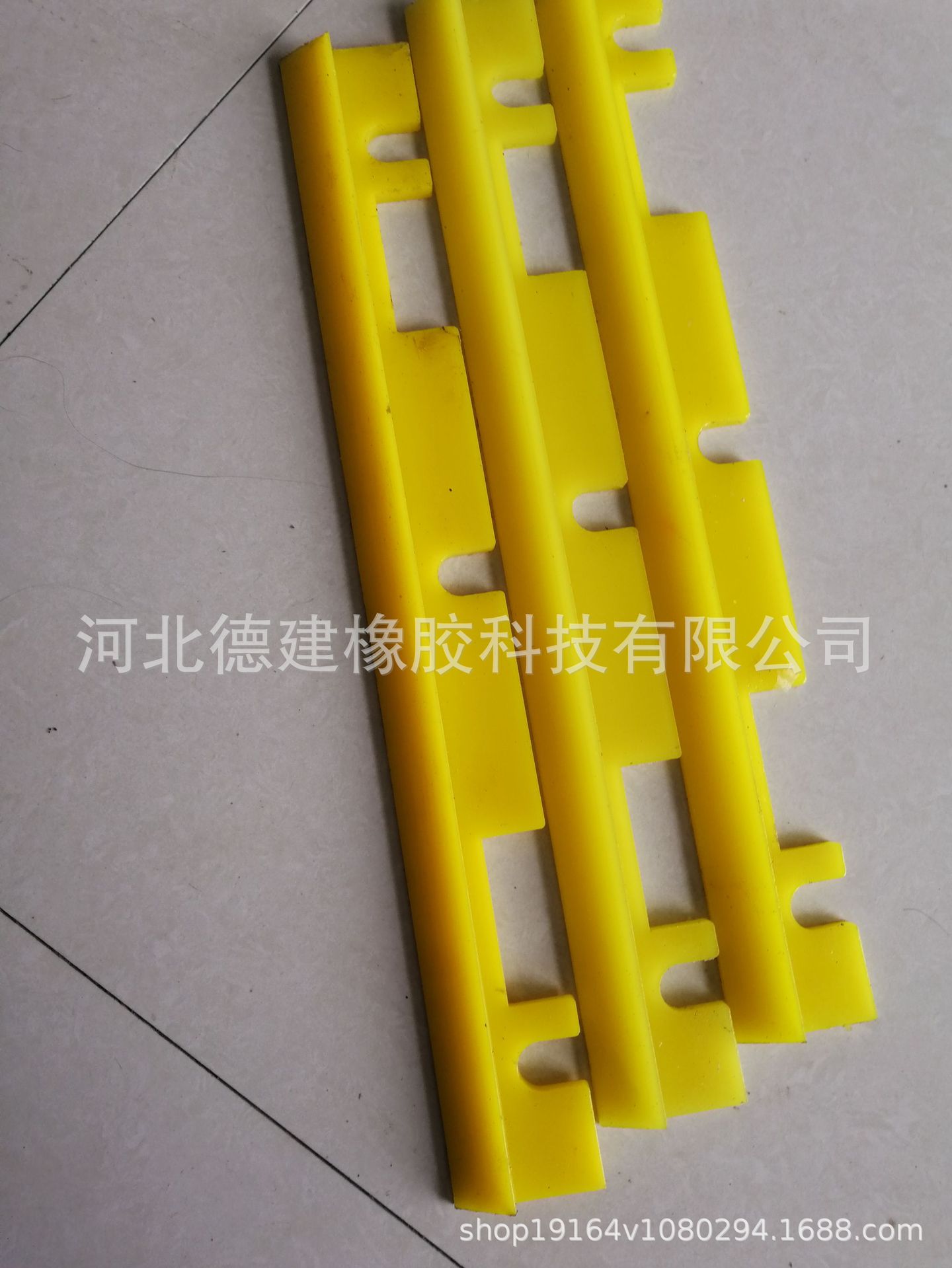 三一 中联  仕高玛卸料门挡边胶条 密封胶条 泡沫胶条等量大优惠