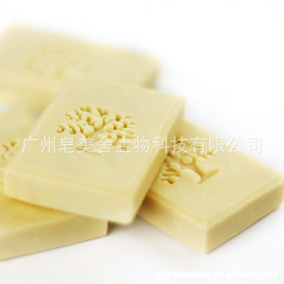 橄榄不紧绷洁面皂起泡丰富拉丝冷制皂简约耐用舒适泡沫洁面手工皂