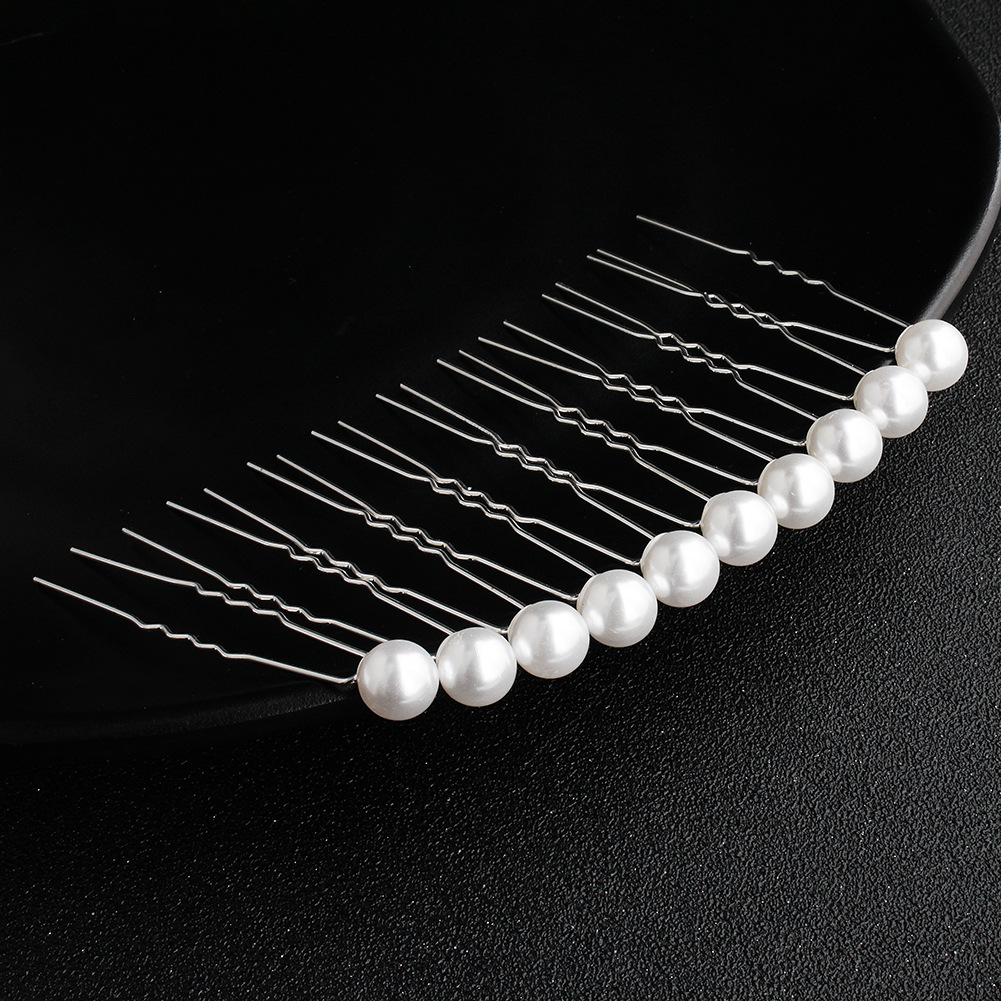 New Bridal Headgear Daily Simple Pearl U-shaped Hairpin Set display picture 4