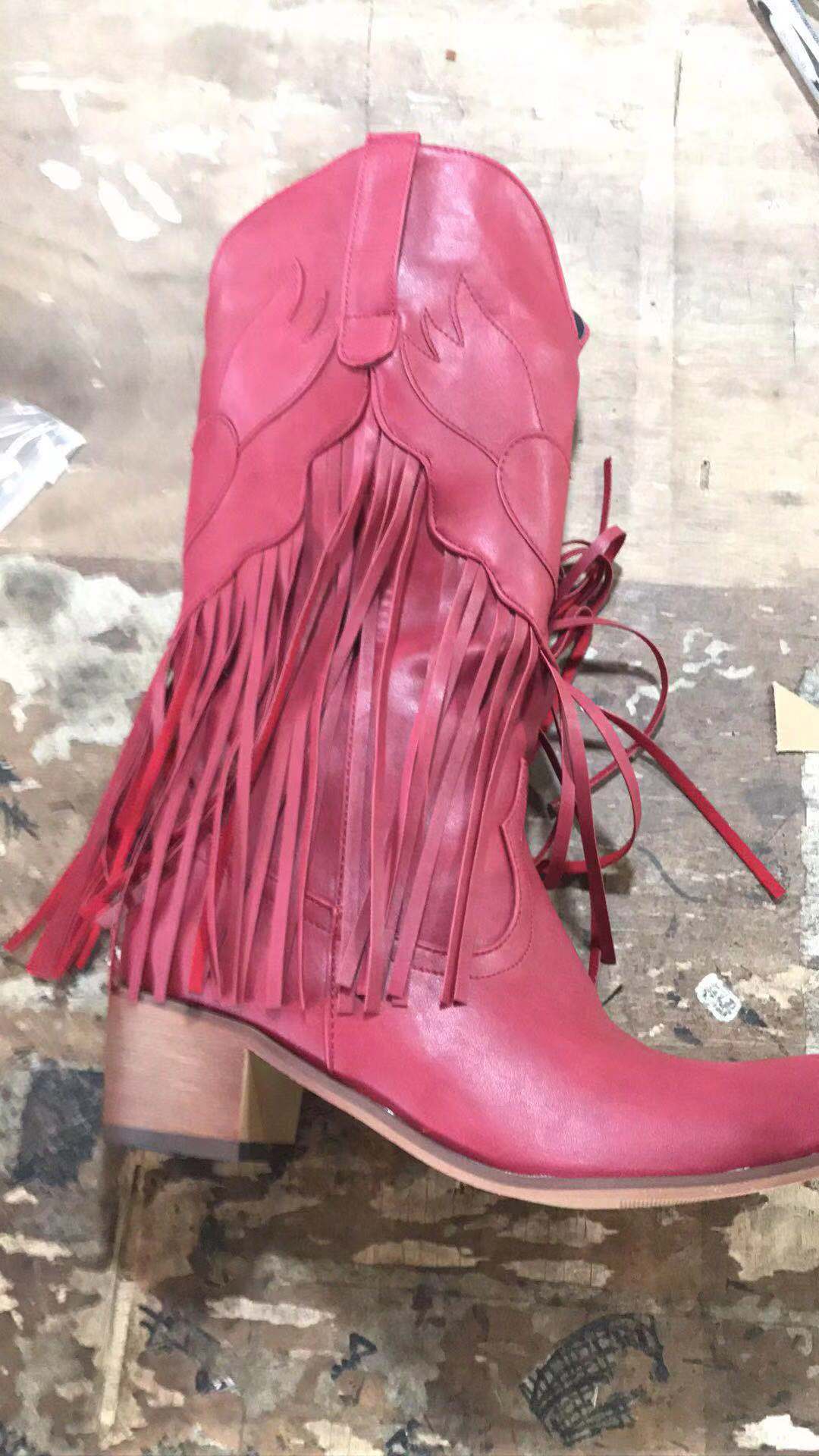 【Vorverkauf | Versand in 15 Tagen】Vintage-Handgefertigte Schuhe, klobige Absätze, mittelhohe Stiefel, spitze Quastenstiefel für Damen_voghion.com