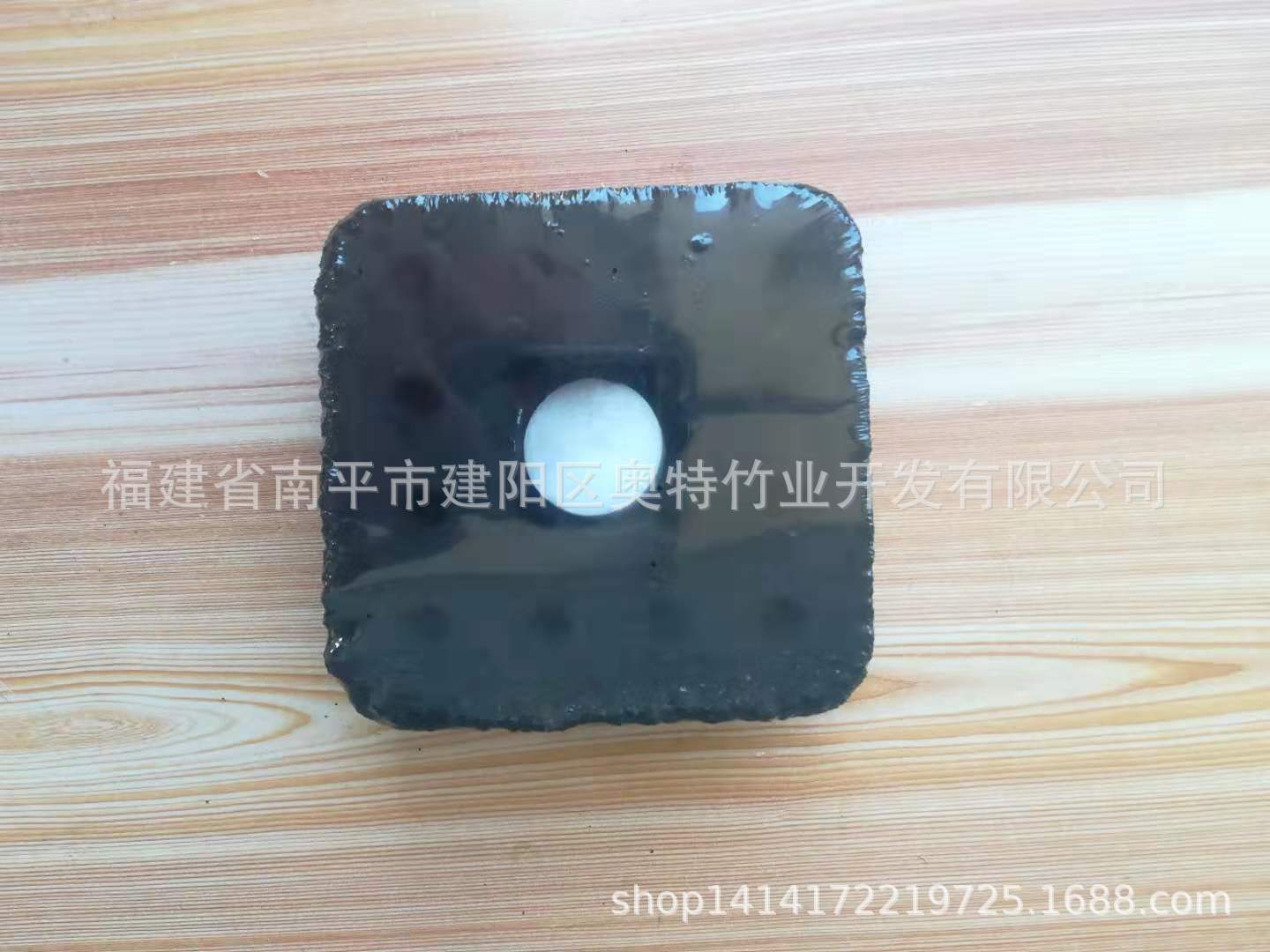 4b77b5be2e81250671cdc8330e231f