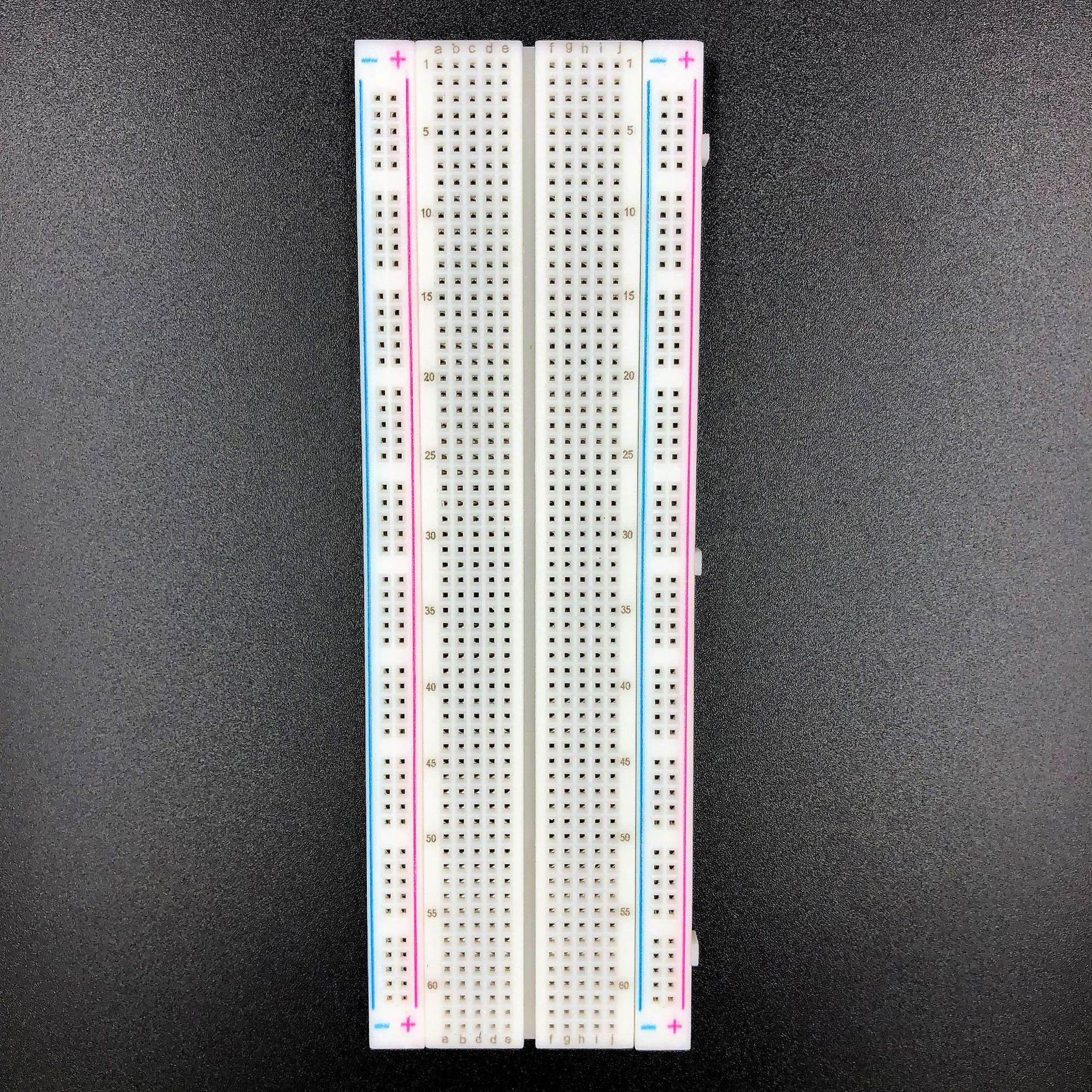 高品质面包板 830孔面包板 电子测试板 电子实验板 免焊实验板