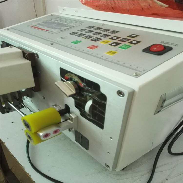 深圳新款电脑精密型剥线机 双线四线分线剥皮裁线机 高效率剥线机