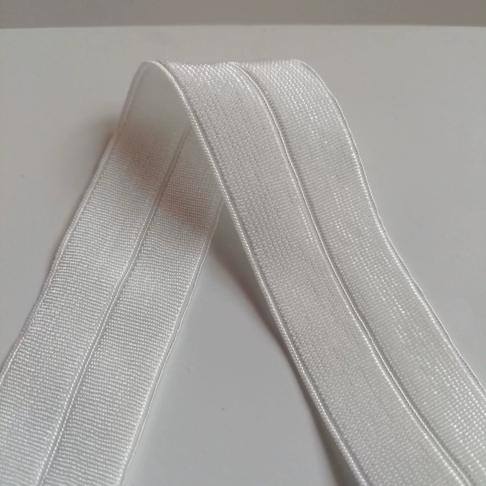 Производитель оптовой продажи полускладного подшивающего нейлонового нижнего белья эластичная двусторонняя глянцевая резинка