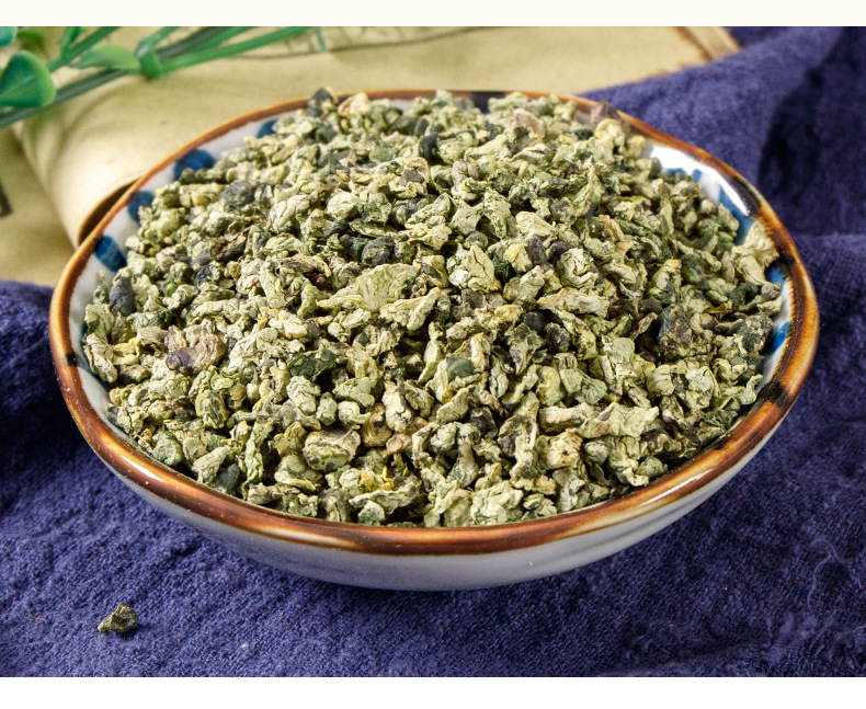 Lotus Leaf Tea (Nelumbo nucifera) — Dried Lotus Leaf Granules, 250g Can in use