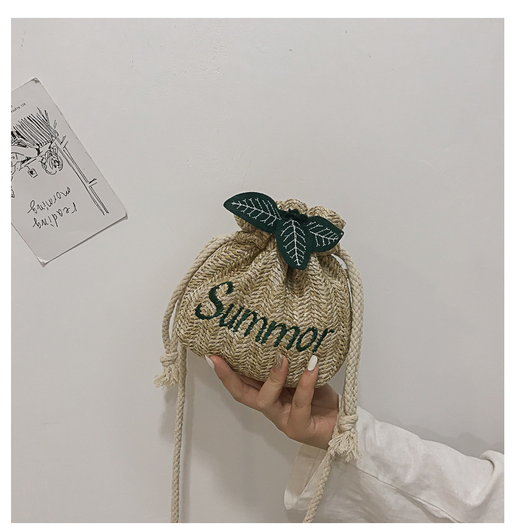 Women's Small Straw Letter Vacation String Straw Bag display picture 4