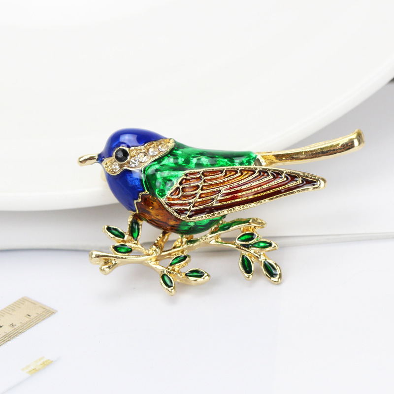 Fashion Alloy Diamond-encrusted Bird Brooch Corsage Creative Pin display picture 3