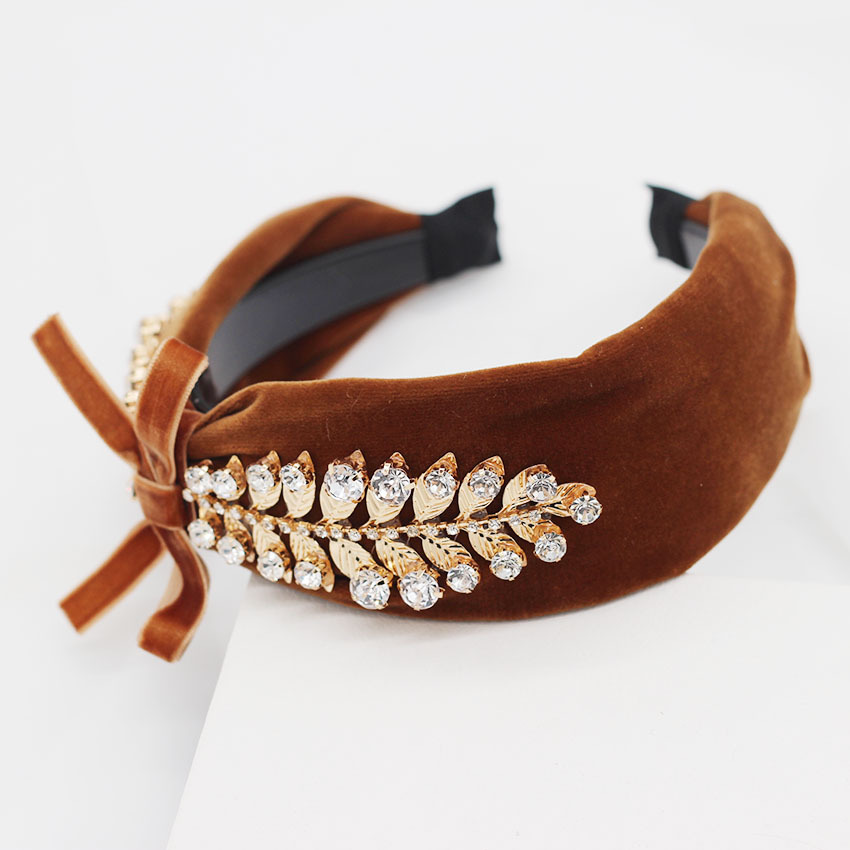 New Korean Fashion Star With The Same Leaf With Diamond Bow Temperament Headband Casual Headband display picture 7