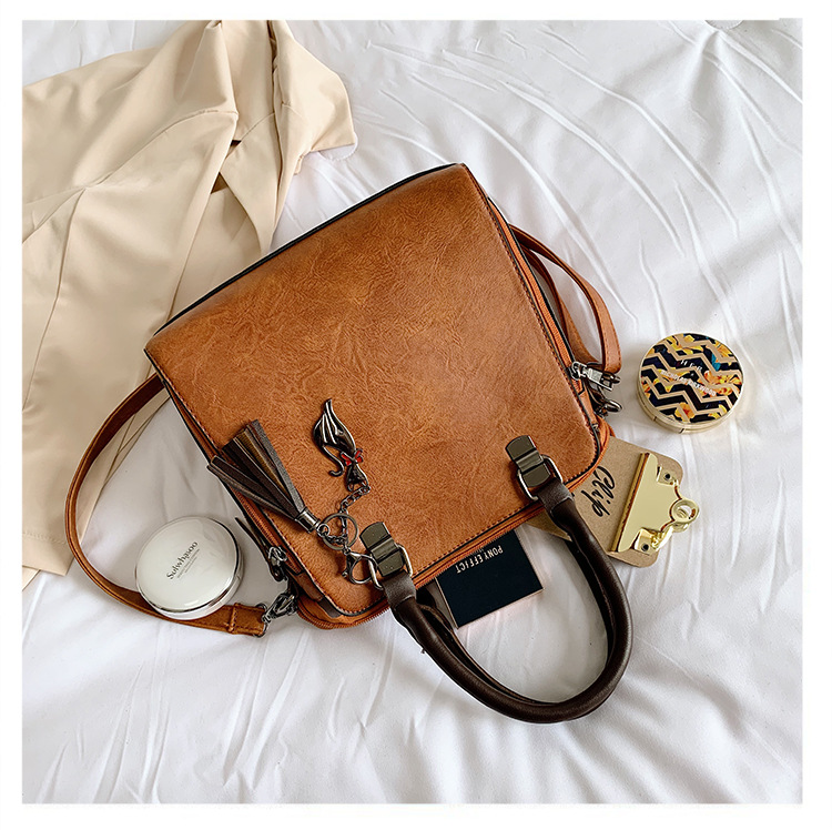 2019 Autumn new pattern Female bag Master bag Four piece suit Handbag One shoulder Inclined shoulder bag Occident fashion shell