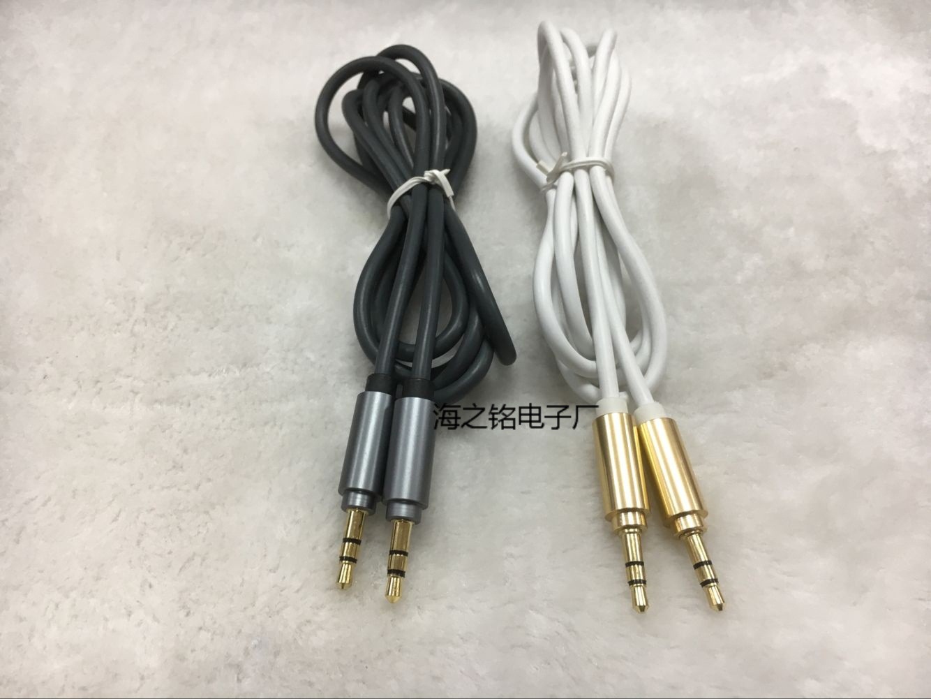 彩色3.5对3.5耳机音频线　3.5MM音频线公对公 金属音频线AUX线