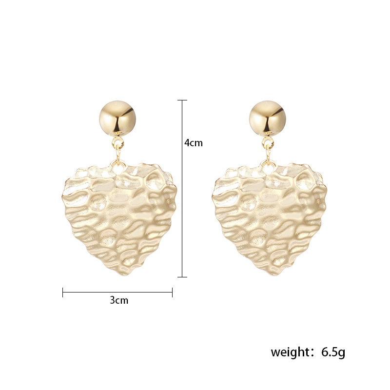 8g Weight Earrings Classification Wedding, Travel Occasion Women'S Gender Gold, Silver Color Fashion New Heart-shaped Metal Earrings For Women Hot-saling Wholesale 无