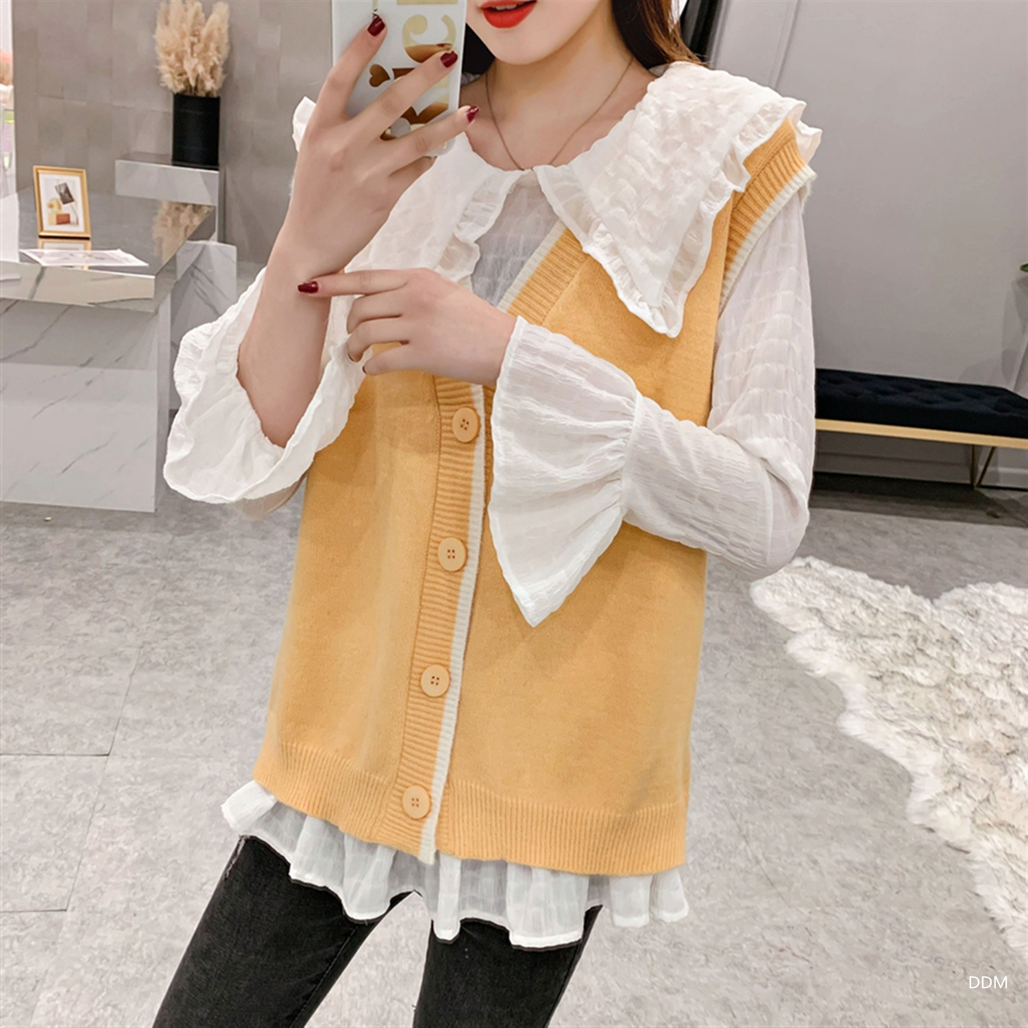 Gilet femme en Mouton cachemire - Ref 3316450 Image 19