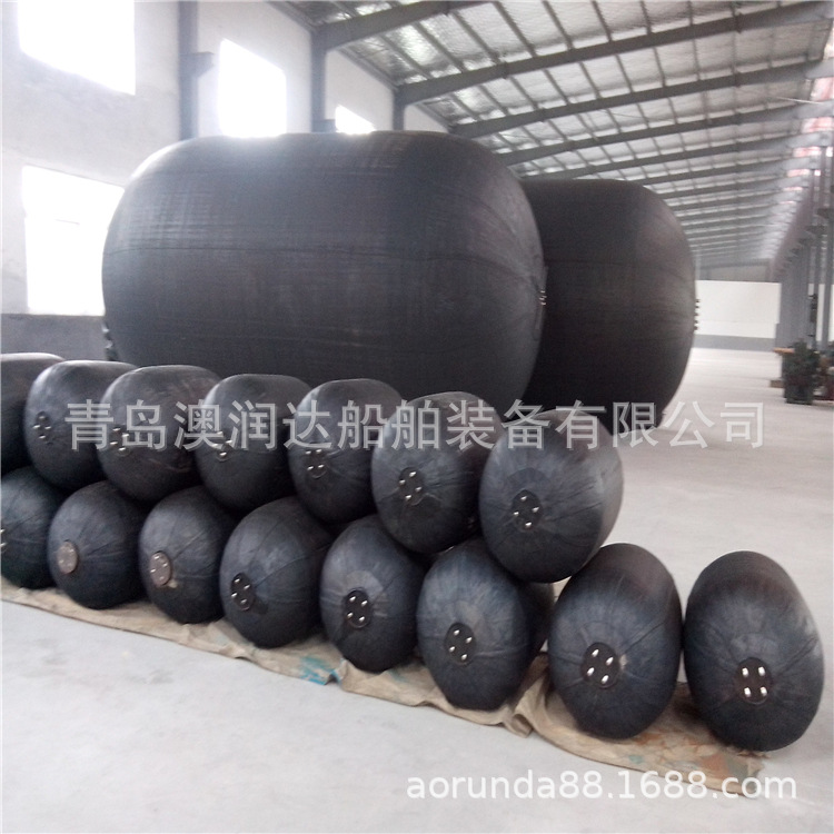 江苏南通港口船舶停靠用橡胶充气护舷 3*6米 加工周期短