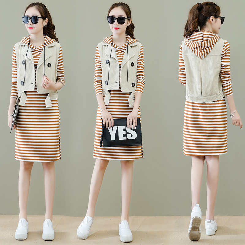 Costume femme en Velours côtelé - Ref 3333836 Image 4