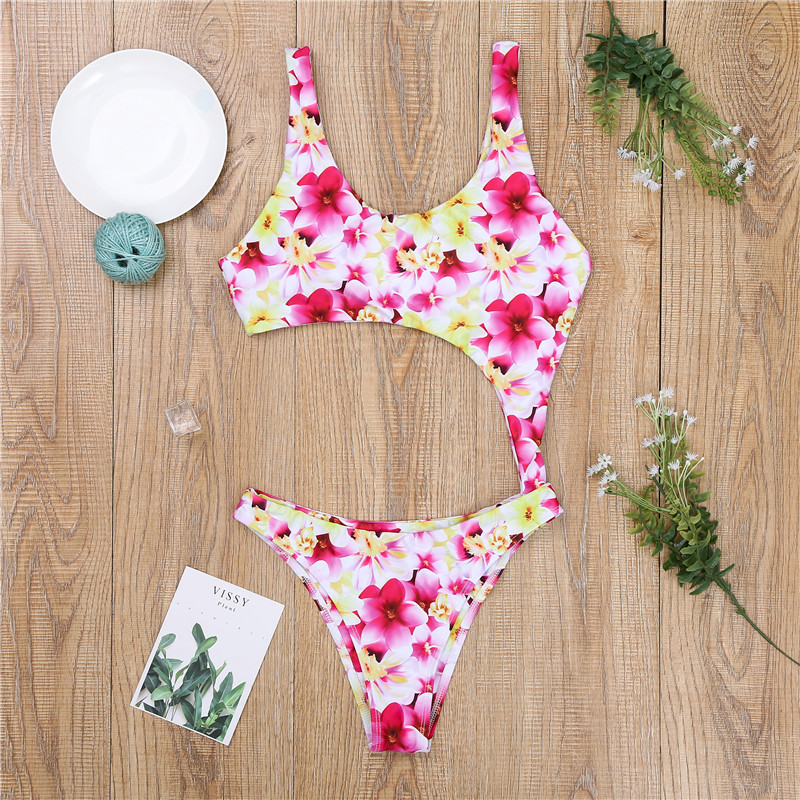 Bikini Image 10