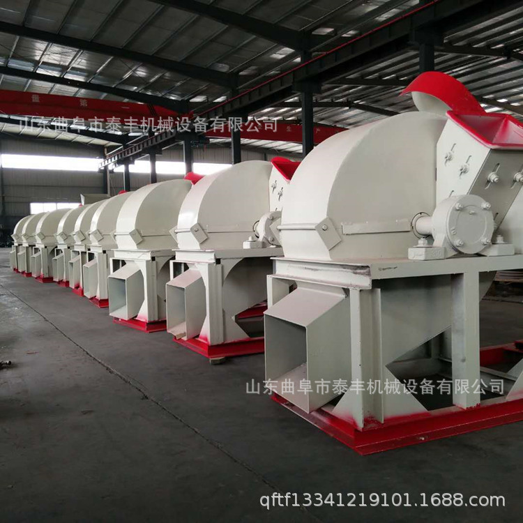 双口移动式边料粉碎机 菇木粉碎机 林场柴油动力木材粉碎机