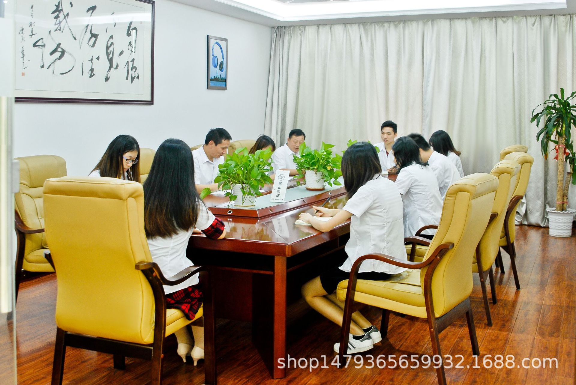 会议室.jpg