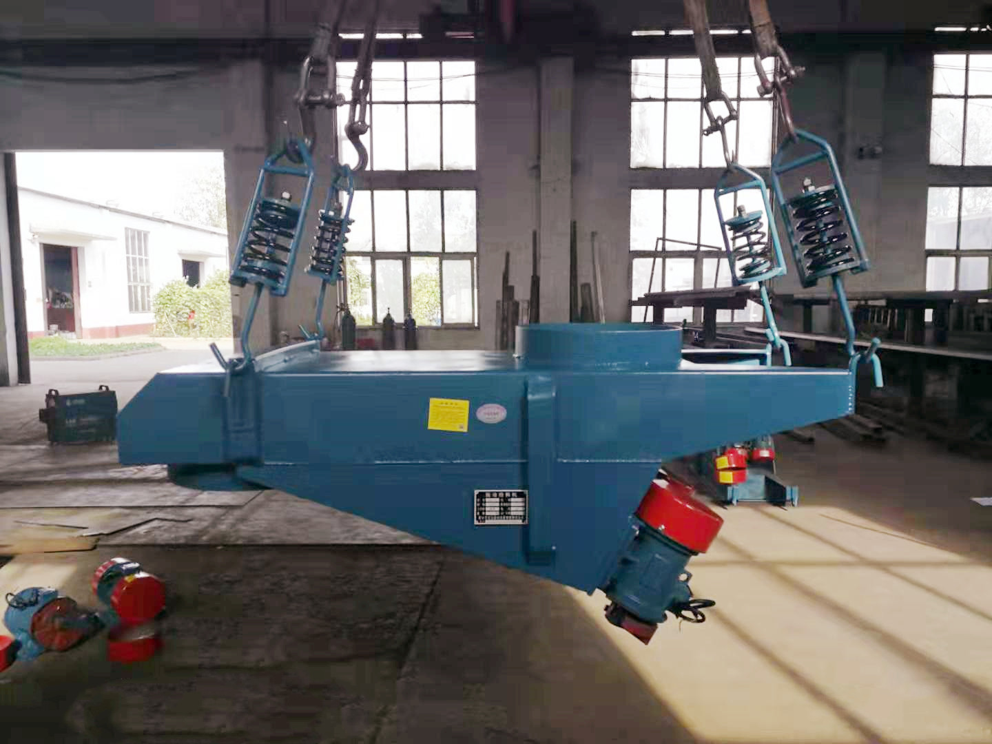 GZG-400振动给料机封闭/敞开式送料喂料机 吊式/坐式上料机下料机