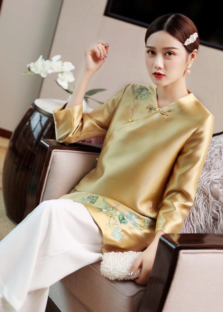 品牌现货唐装上衣2019早秋新款国风复古刺绣中长外套大码遮肚SL83