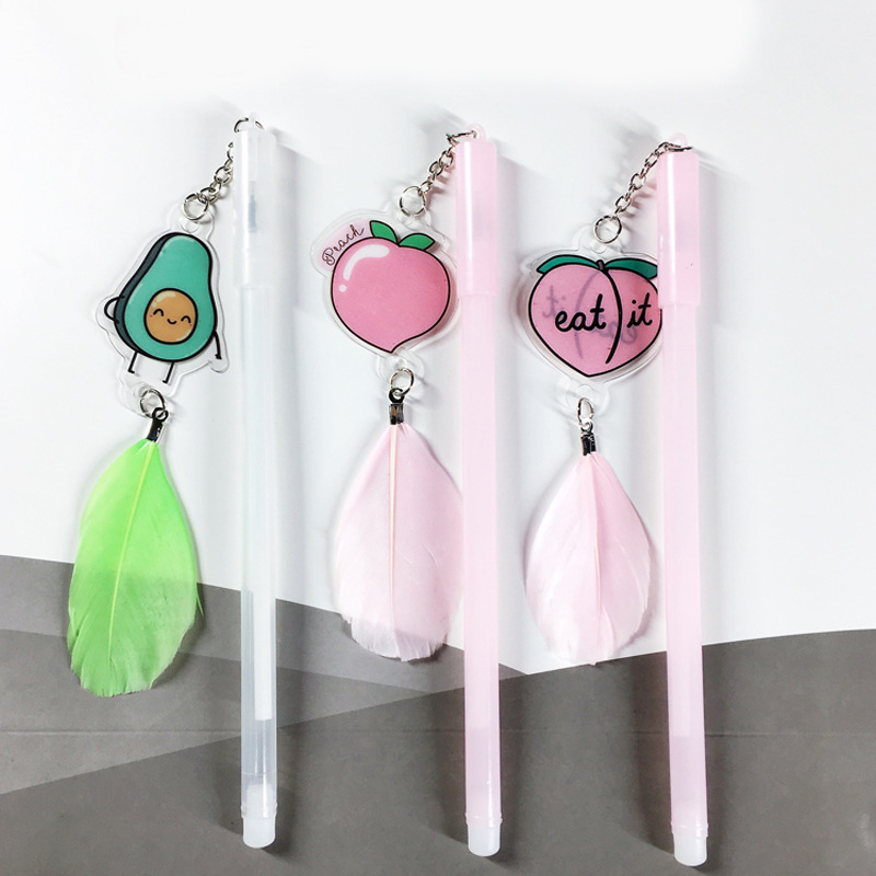 廠家直銷日韓卡通創意黑色簽字可愛學生水筆碳素挂水果羽毛中性筆