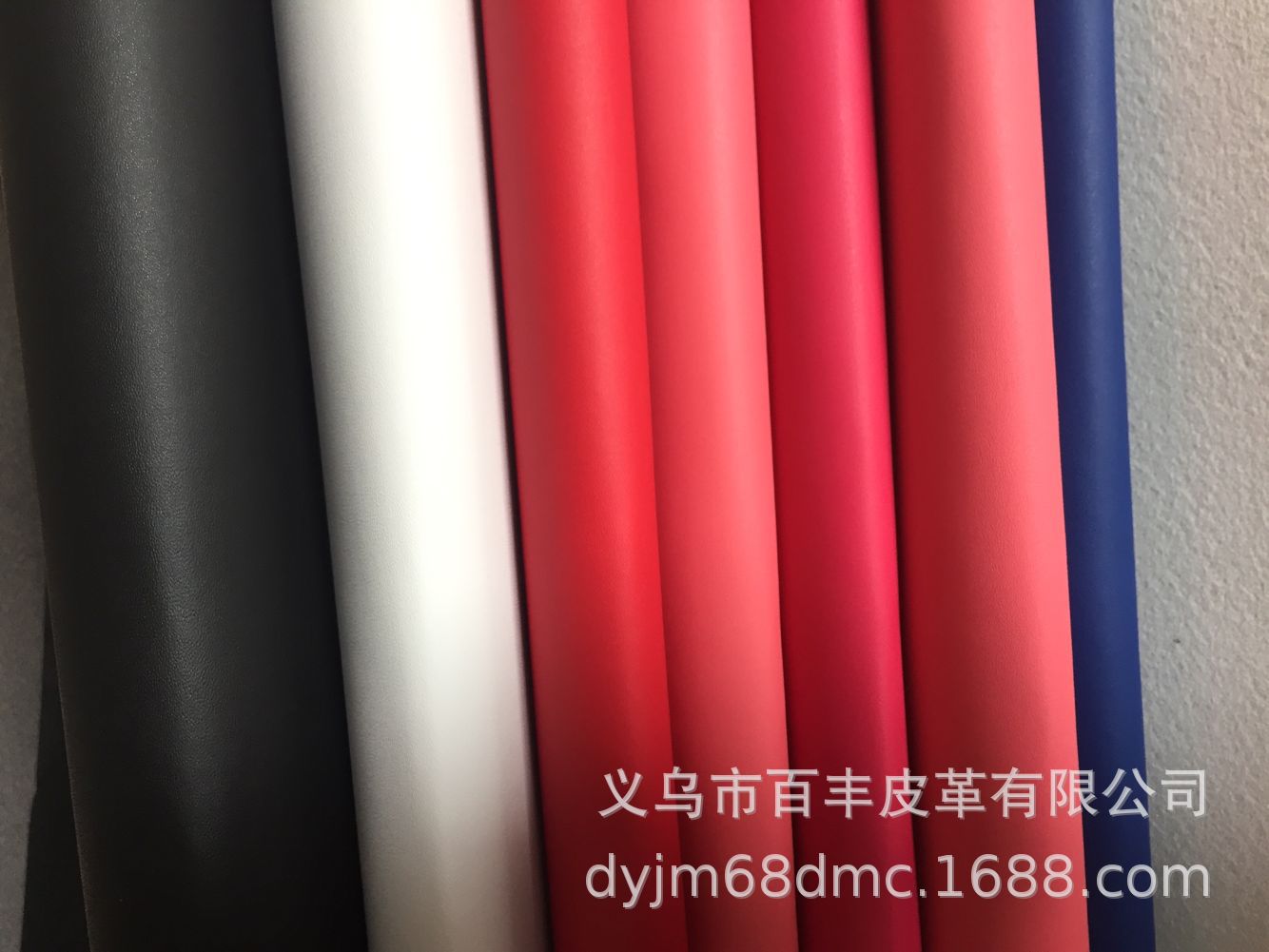 PU metal, fluorescent space leather, shoe materials, bags, leather labels, and clothing accessories are available in stock detail image 2