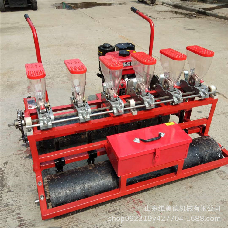 供应多行手拉油菜播种机高产量可连续点播大棚小型汽油蔬菜播种机