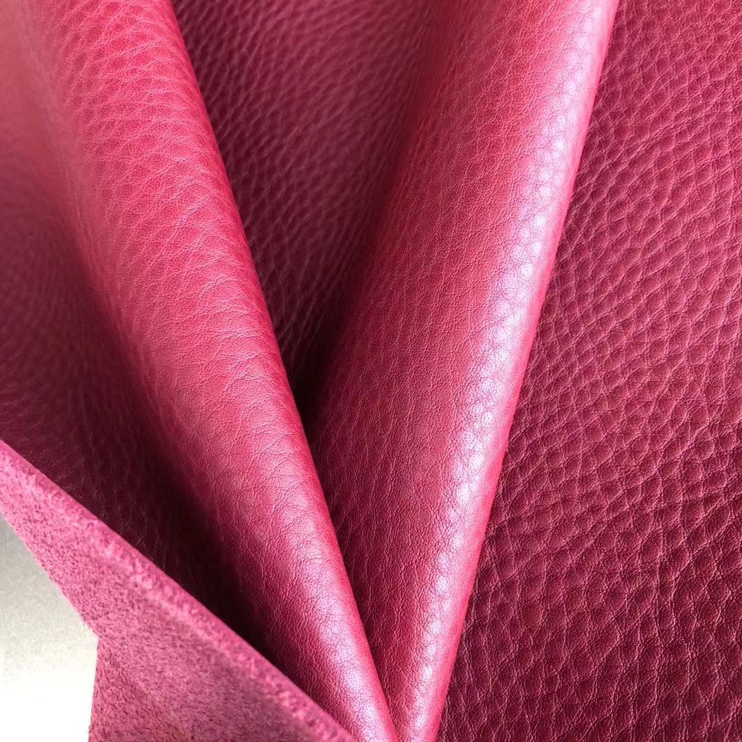 厂家直销人住進口頭層牛皮厚摔纹 荔枝纹 平纹 鞋包面料颜色多选