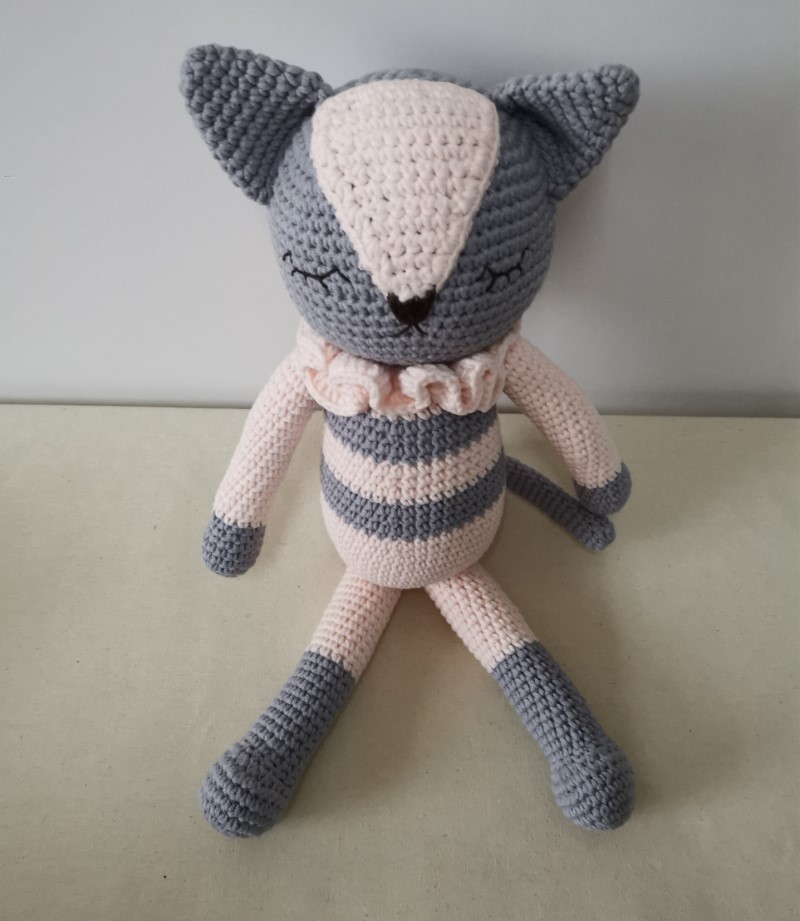 INS爆款超大纯手工编织卡通动物儿童玩偶针织宝宝婴儿陪睡玩具