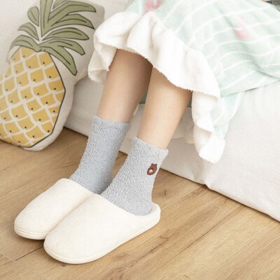 冬季新款珊瑚绒日系刺绣爱心熊加厚保暖地板袜女士中筒袜厂家批发|ms