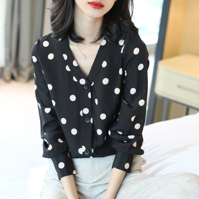 Silk Polka Dot Shirt women’s spring long sleeve V-neck shirt loose and versatile mulberry silk top