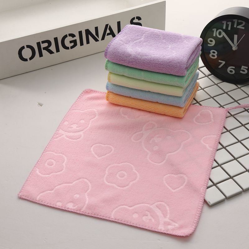 超細纖維 小方巾30*30卡通壓花清潔方巾兒童挂鈎小毛巾擦手巾批發