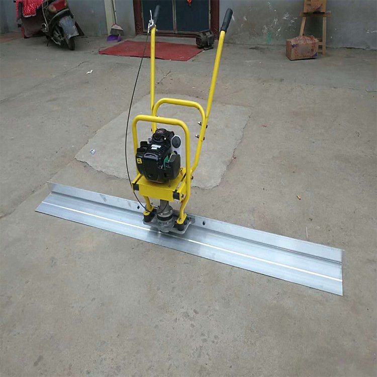 厂家手扶式振平尺 后拉式小型汽油整平机铝合金振平尺现货